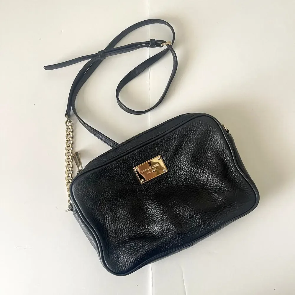 Michael Kors Black Leather Crossbody Bag Gold Chain Handbag Purse Classic Preppy